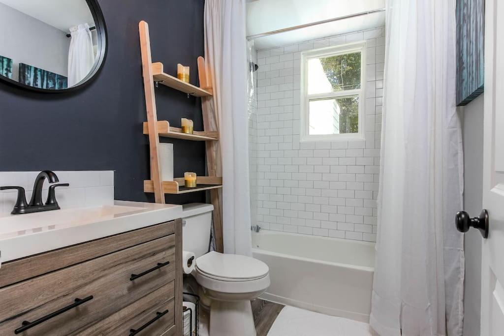 West End Bungalow Perfect To Work, Play, & Escape Atlanta Zewnętrze zdjęcie