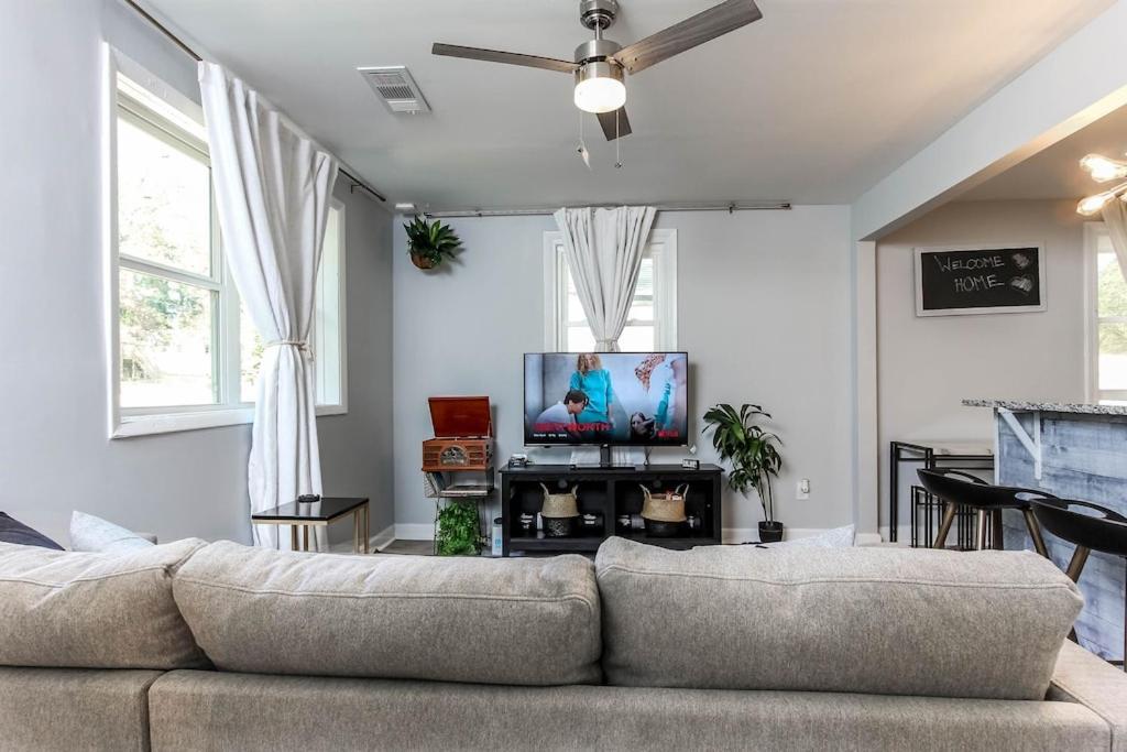 West End Bungalow Perfect To Work, Play, & Escape Atlanta Zewnętrze zdjęcie